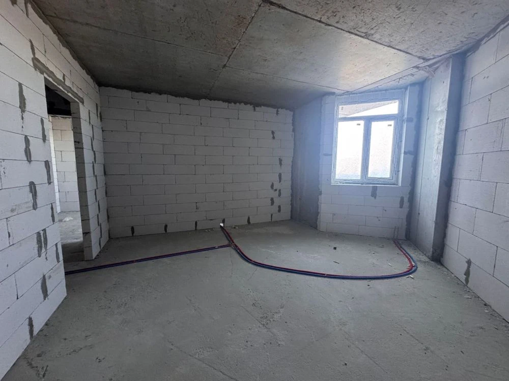 Простора 1-кімнатна 53 м² в ЖК «Київські Зорі»