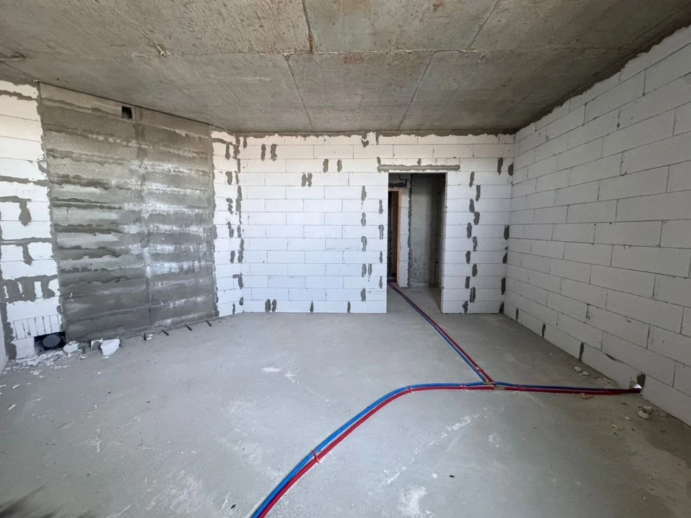 Простора 1-кімнатна 53 м² в ЖК «Київські Зорі»