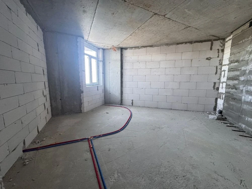 Простора 1-кімнатна 53 м² в ЖК «Київські Зорі»