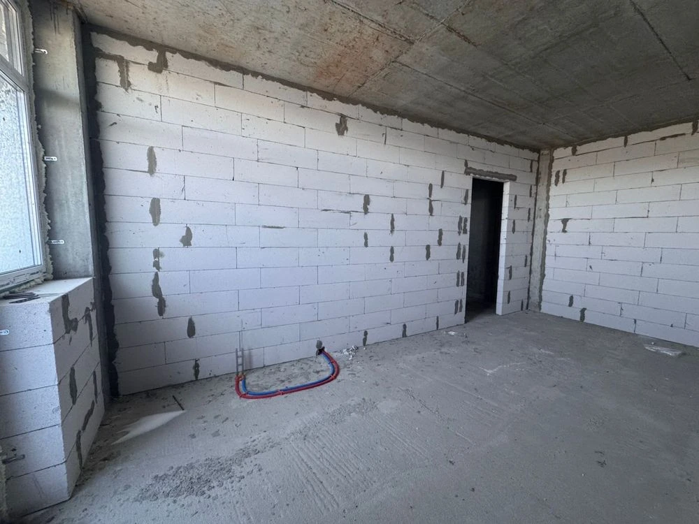Простора 1-кімнатна 53 м² в ЖК «Київські Зорі»