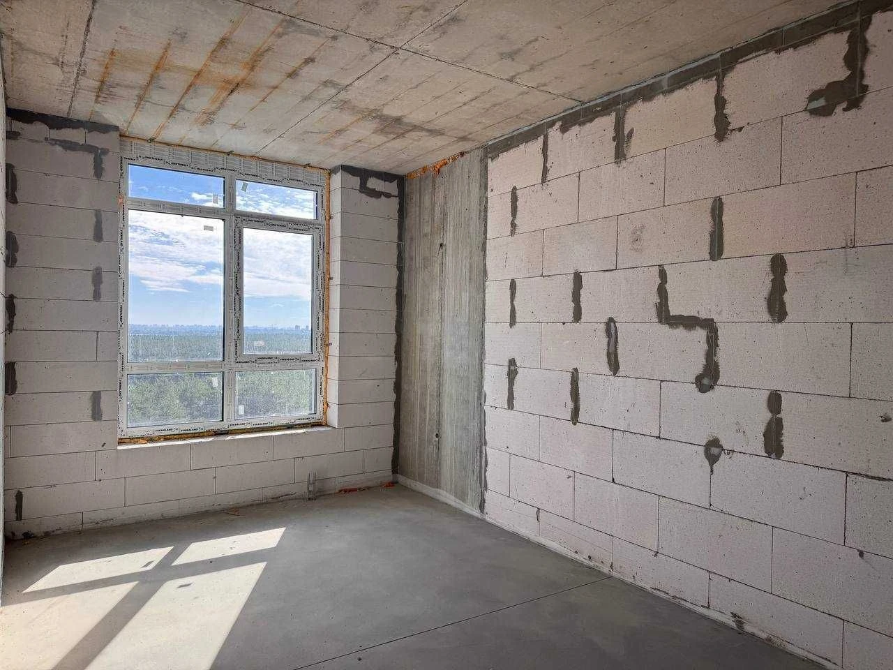Two-bedroom apartment for sale in ЖК "Kyivski Zori 2"