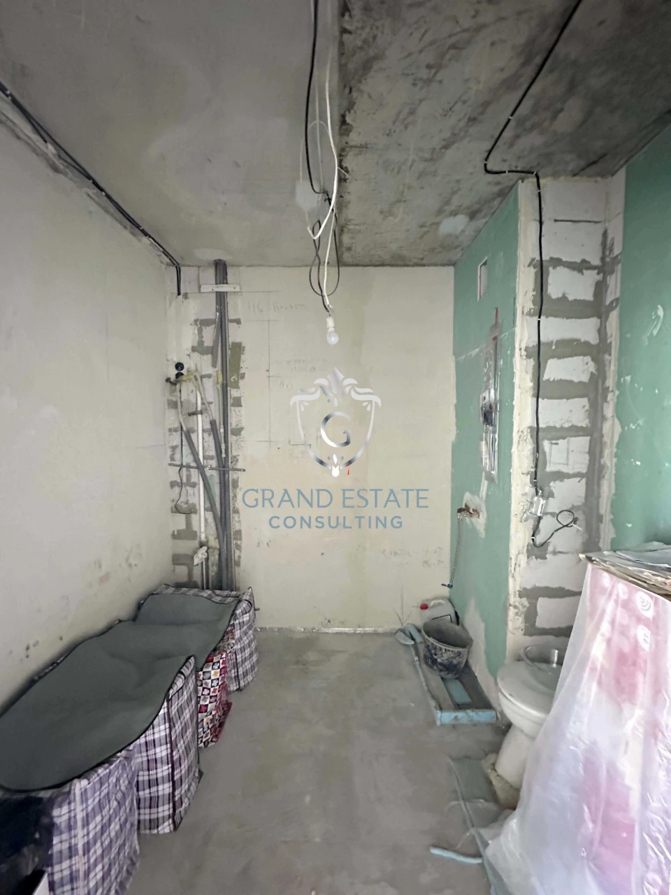 For Sale 2-room apartment 98 sq.m, Boris-Glyb Street (Vatutina) 110