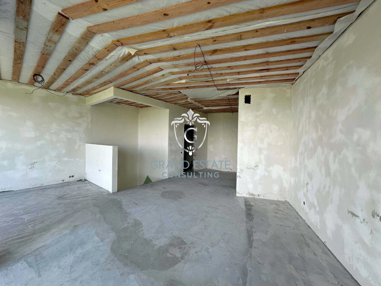 For Sale 2-room apartment 98 sq.m, Boris-Glyb Street (Vatutina) 110