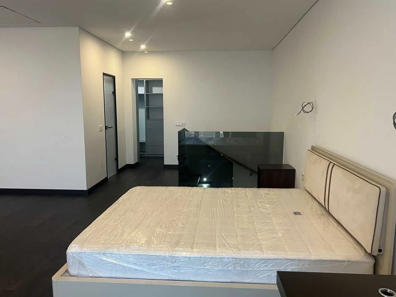 Duplex apartment 90 sq m, with a view of the Kyiv Sea