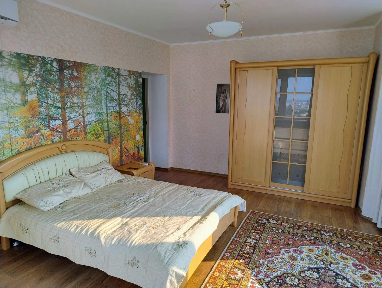For Sale: 2-room apartment in the center (a home)
