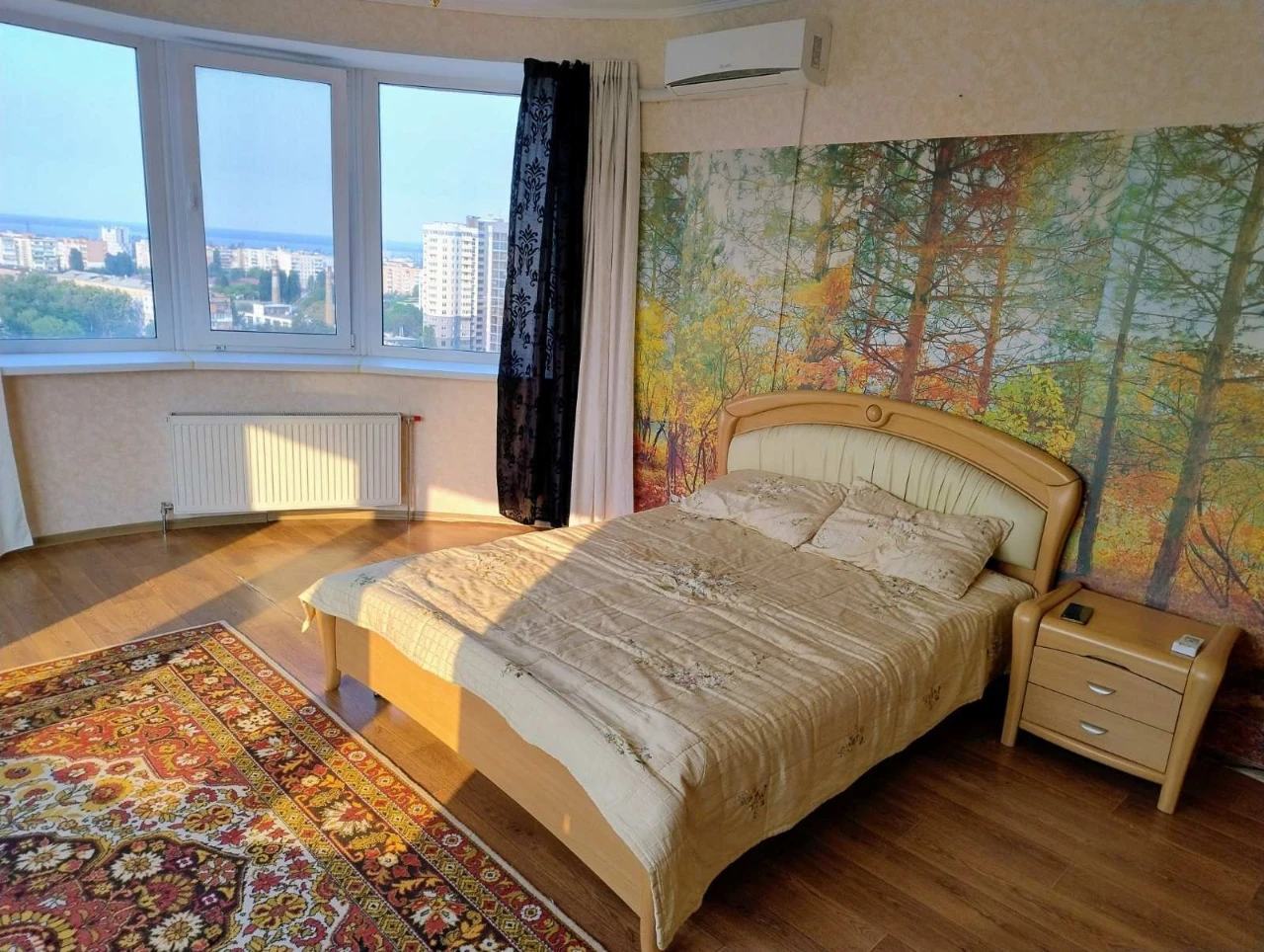 For Sale: 2-room apartment in the center (a home)