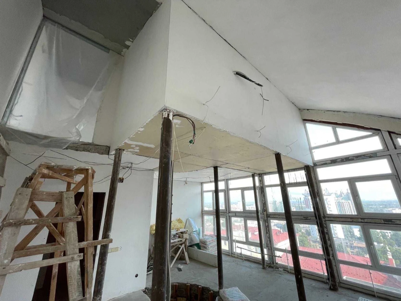 Продажа 3-комнальной квартиры в г. Вишгороде, ул. Кургузова, 11А 72000 $