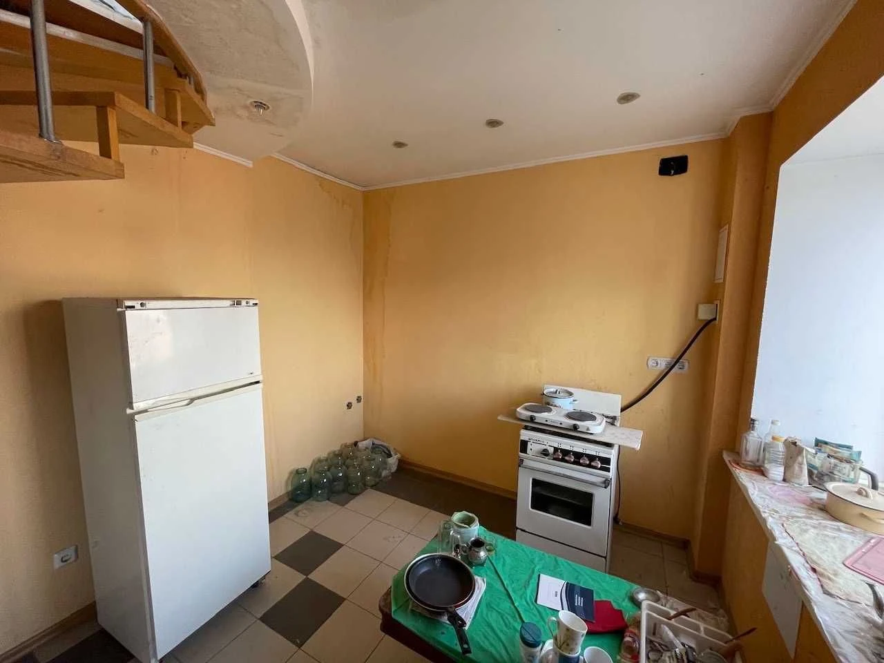Продажа 3-комнальной квартиры в г. Вишгороде, ул. Кургузова, 11А 72000 $