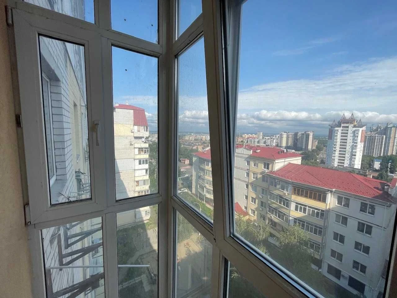 Продажа 3-комнальной квартиры в г. Вишгороде, ул. Кургузова, 11А 72000 $