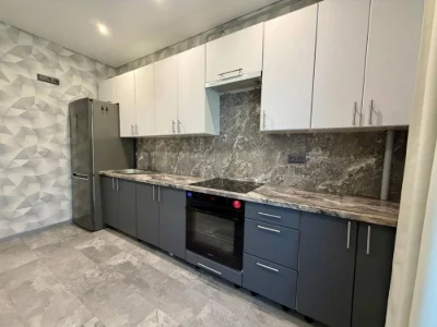 No Commission! Beautiful ONE-ROOM Apartment with Good Renovation