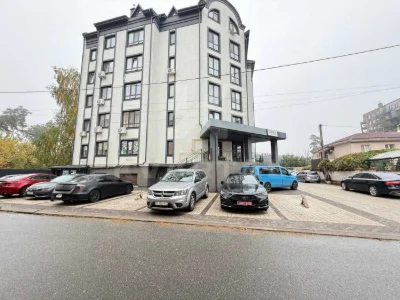 1-комнатная квартира с новым ремонтом в ЖК Renome рядом с Центральным парком