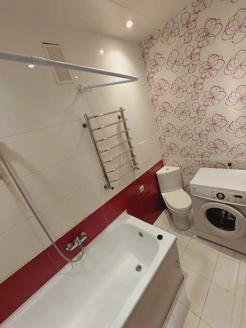 IPECN'. Central Park, Lesova Street, 4 apartment