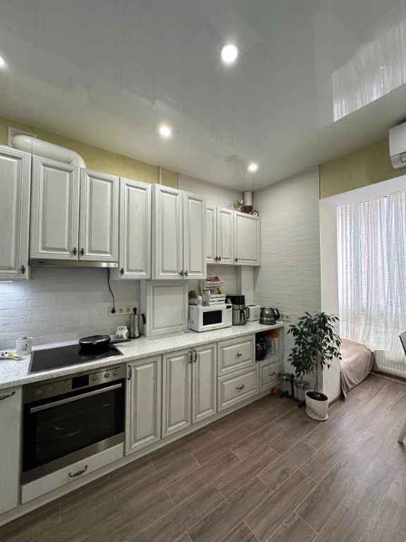 Shock price! Ready for life! spacious bright