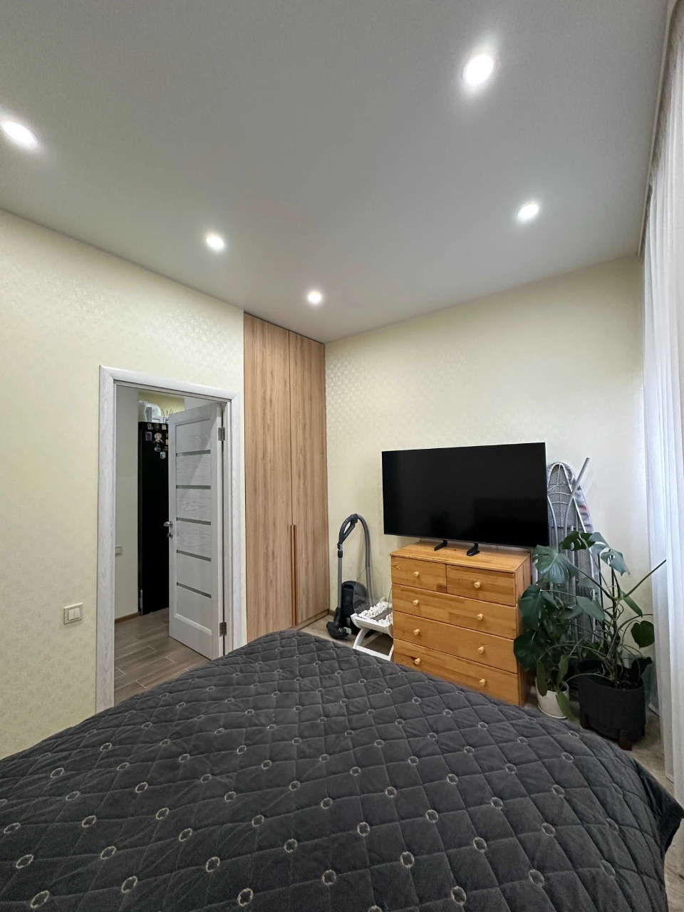 Shock price! Ready for life! spacious bright