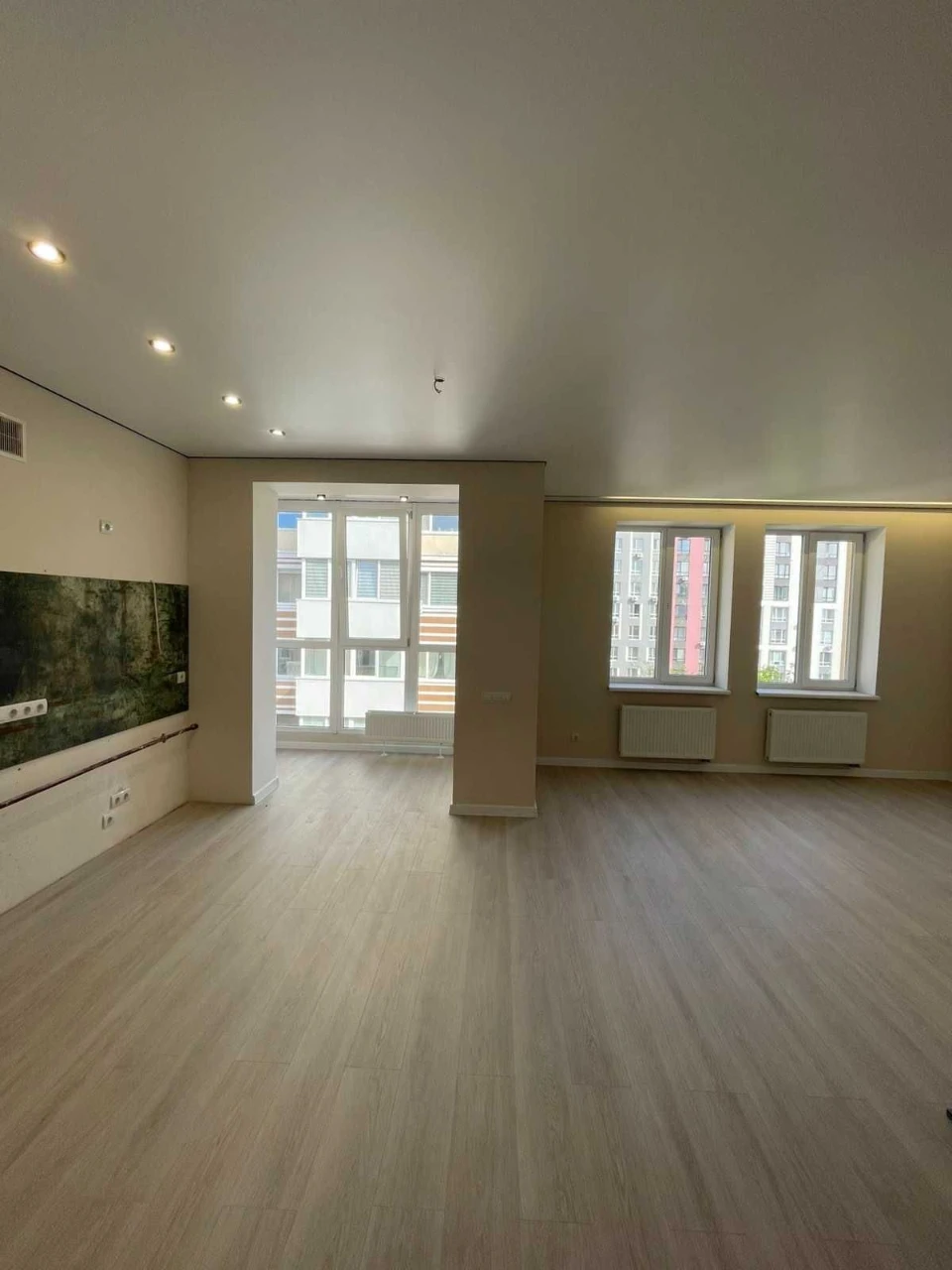 TWO-bedroom apartment with NEW renovation. State program.