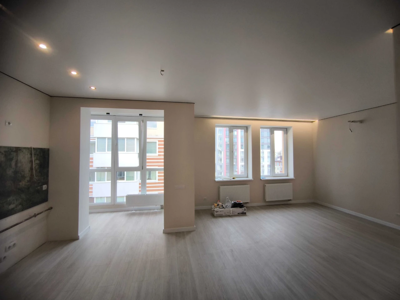 TWO-bedroom apartment with NEW renovation. State program.