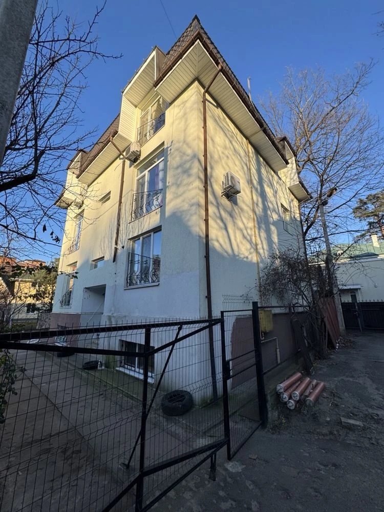 Купить квартиру в Ирпене возле парка Незнайко. Квартира с газом