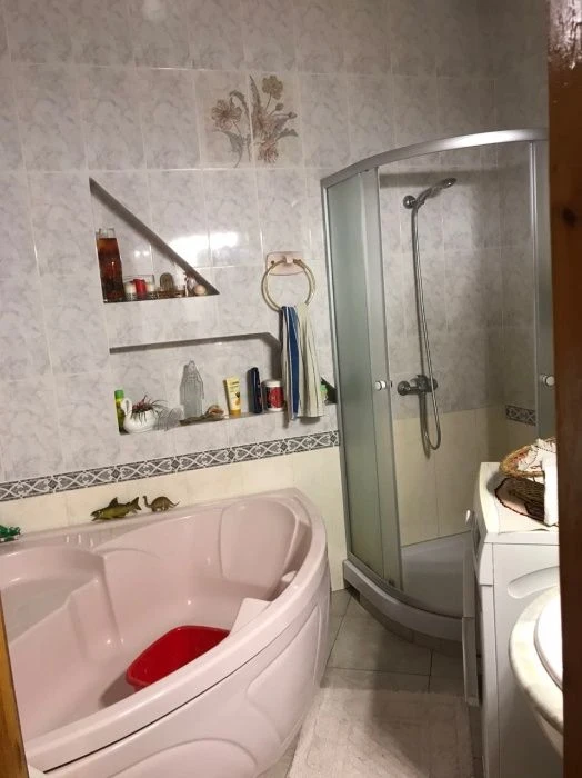 Квартира в Центрі, 4 кімнати (окремі) 107 м2.,вул.Просвіти