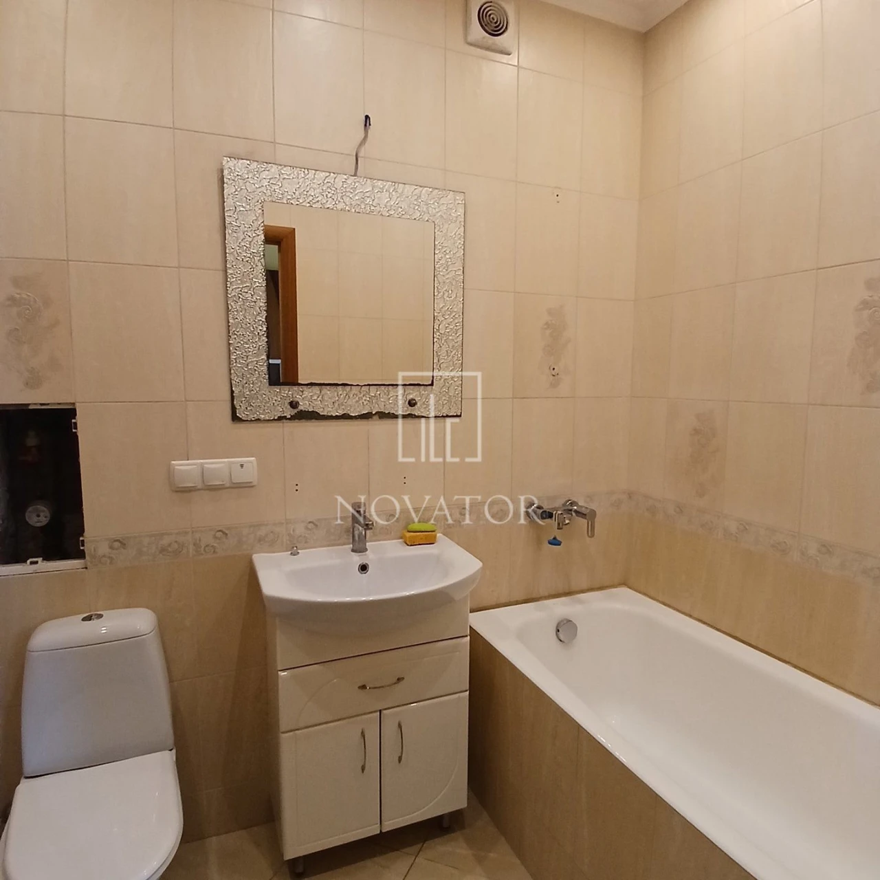 For sale 1-bedroom apartment with renovation in Irpin for only $75,000. Quick sale.