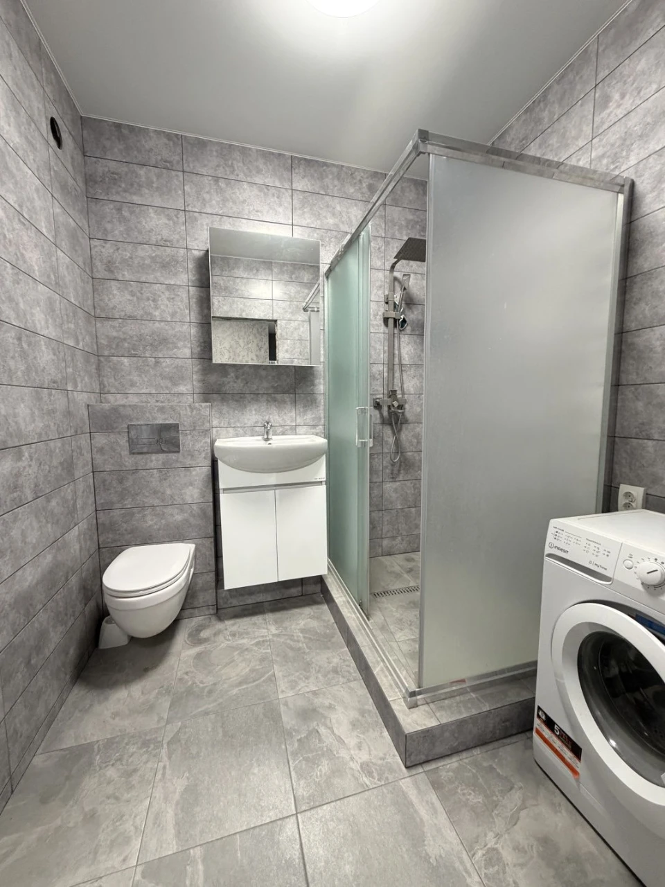 Spacious 2-bedroom apartment in Irpin in a luxurious complex