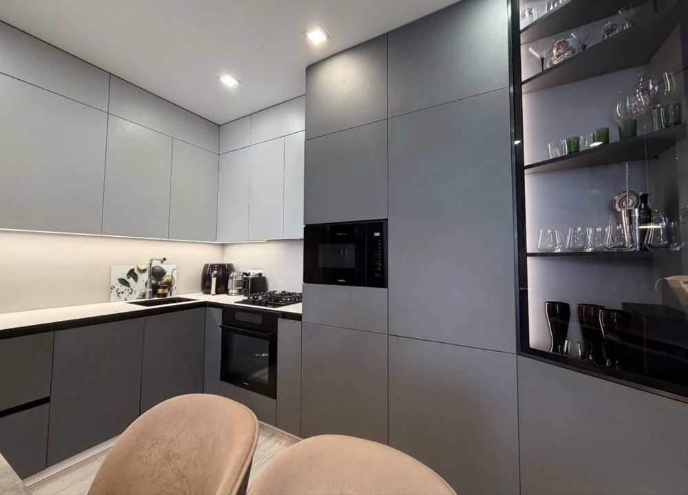 For sale stylish euro-apartment 50.7 m². Synergy 3+. From owner