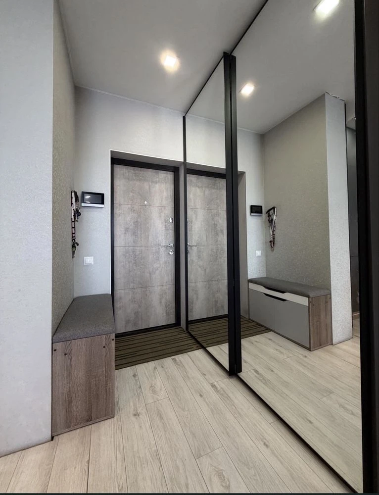 For sale stylish euro-apartment 50.7 m². Synergy 3+. From owner
