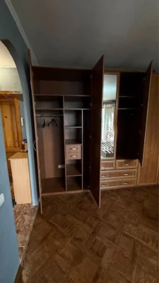 Urgent! Large one-room apartment, gas-connected house