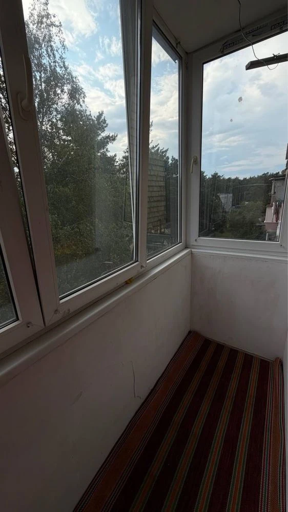Urgent! Large one-room apartment, gas-connected house