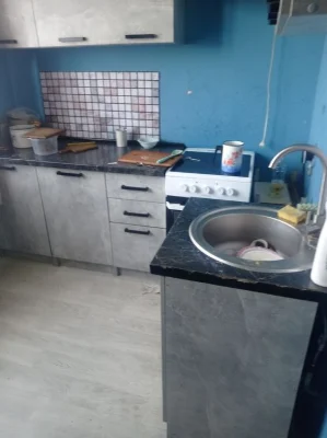 Продам квартиру 3-х комнатную (роганский жм)