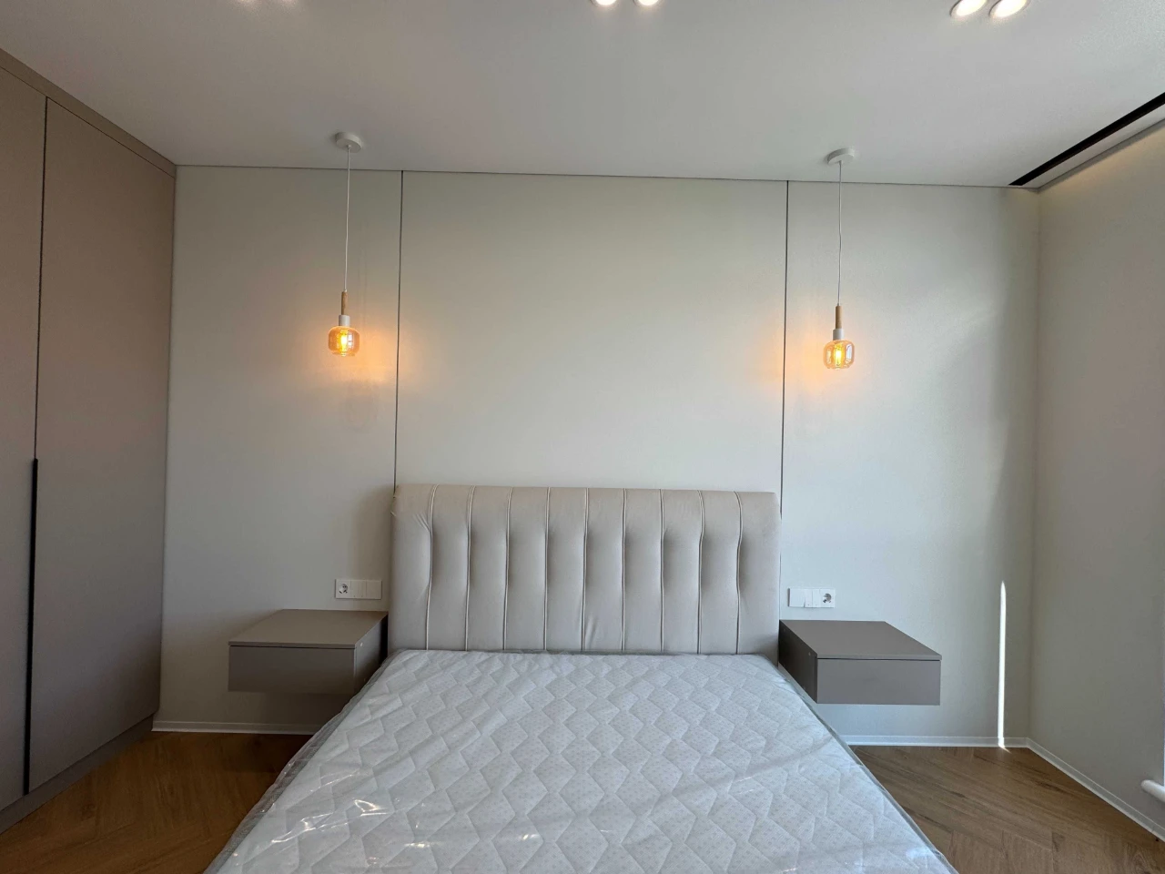 One-bedroom apartment with new renovation. Irpin, Synerhiya Residence