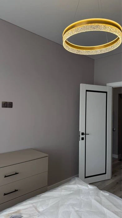 Продається Нова 1,5 кімнатна плюс кладовка.