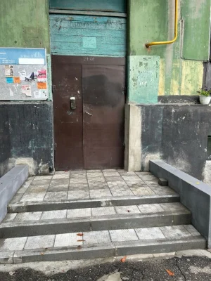 Продам трехкомнатную квартиру улица Орловская район и Мазепы.