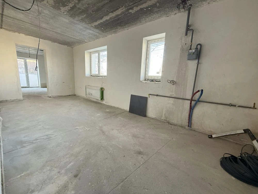 Irpin | Two-bedroom apartment with terrace | Gas heating | Der