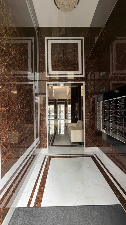 Spacious 3-bedroom apartment 83m2, double-sided in business class residential complex Central