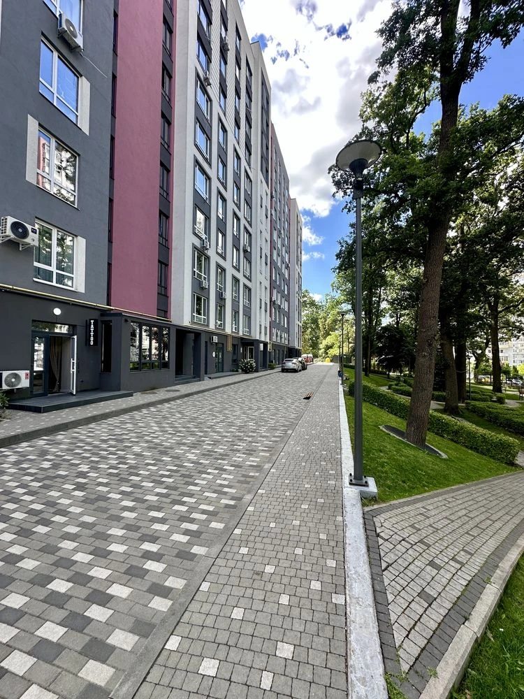 Нові Метри, однокімнатна квартира, низький поверх