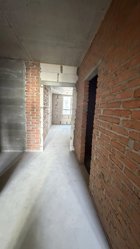Продаж 2-кімнатна квартири в ЖК Сіті Парк, поблизу парку