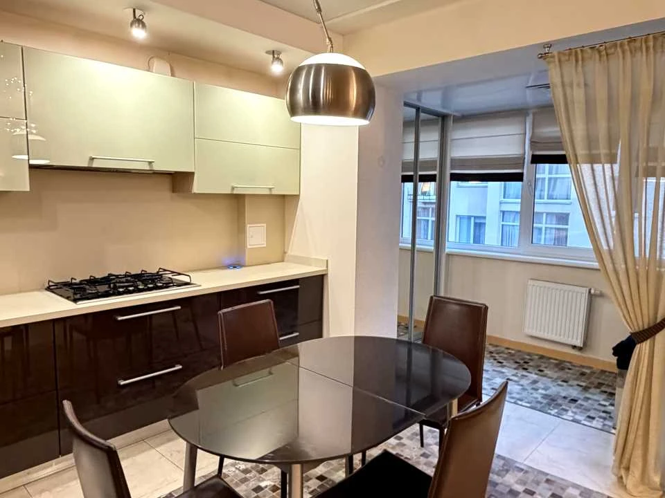 Квартира. Ірпінь, вулиця Олени Теліги