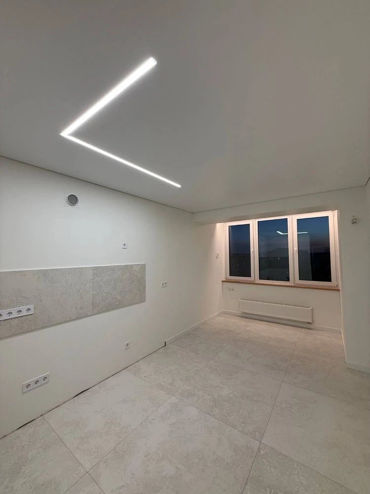 For Sale 1-bedroom apartment with designer renovation in residential complex "Tsé"