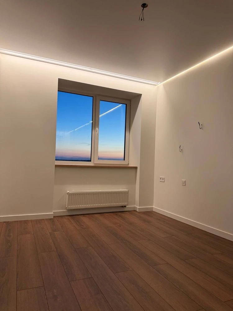 For Sale 1-bedroom apartment with designer renovation in residential complex "Tsé"