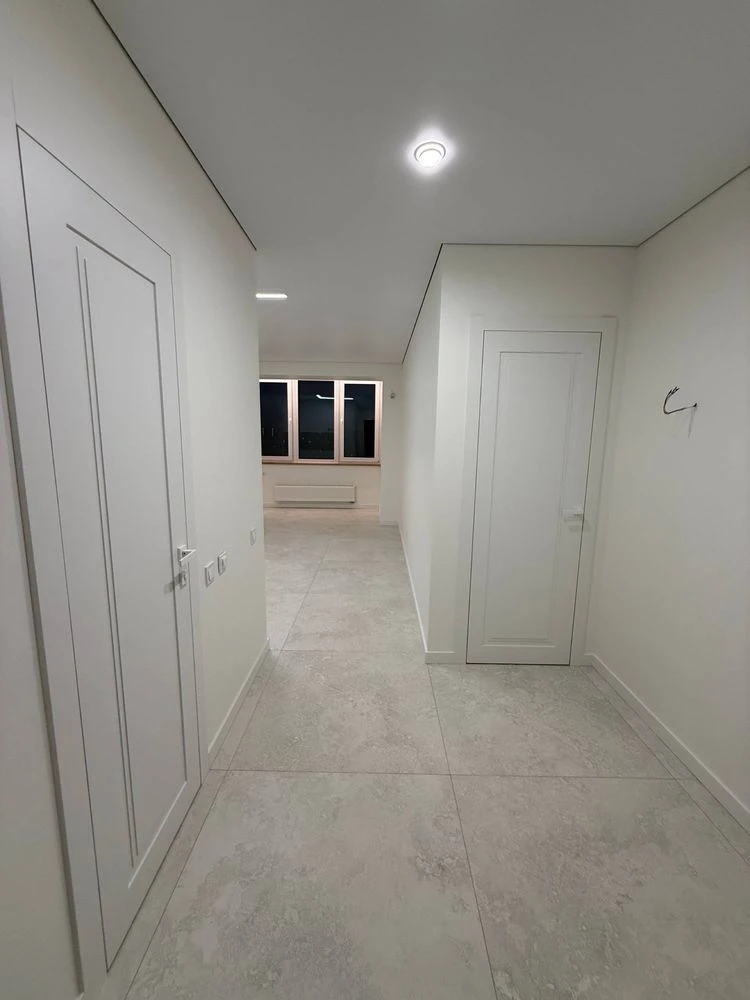 For Sale 1-bedroom apartment with designer renovation in residential complex "Tsé"