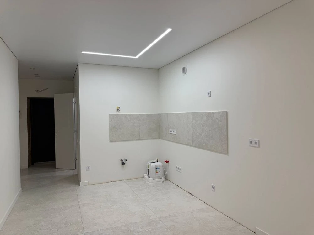 For Sale 1-bedroom apartment with designer renovation in residential complex "Tsé"