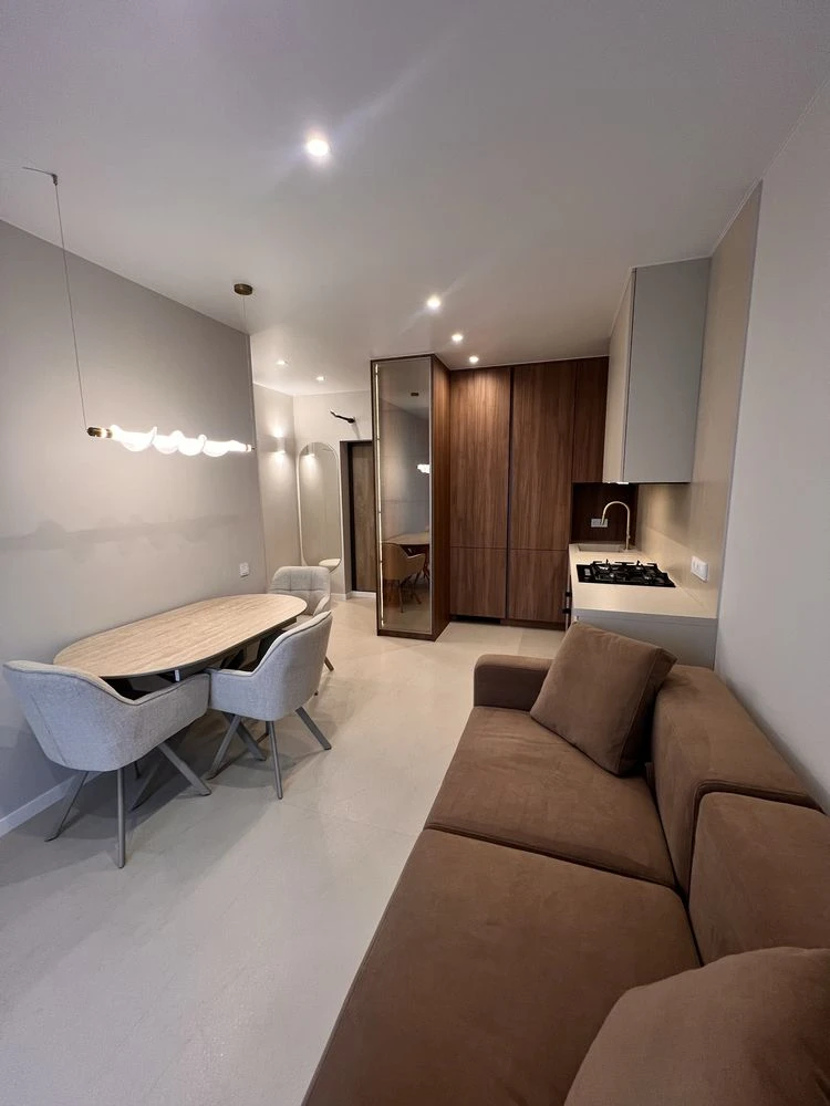 Sale of a designer apartment in the Synergy City residential complex