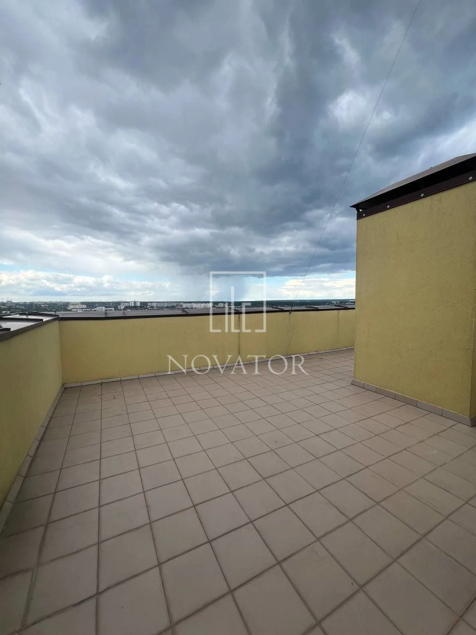 Irpin. ЖК Versailles. Un renovated. Two-room. Terrace. State property