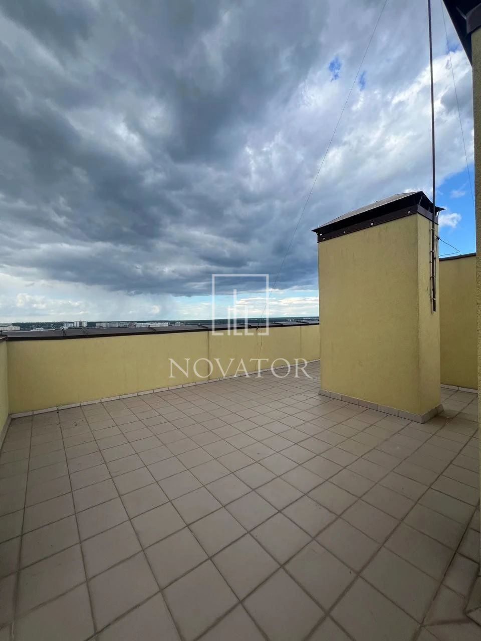 Irpin. ЖК Versailles. Un renovated. Two-room. Terrace. State property