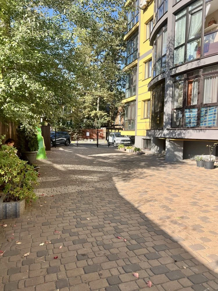 Продажа 1-комнатной квартиры 35,5 м² с ремонтом в Ирpine | ЖК