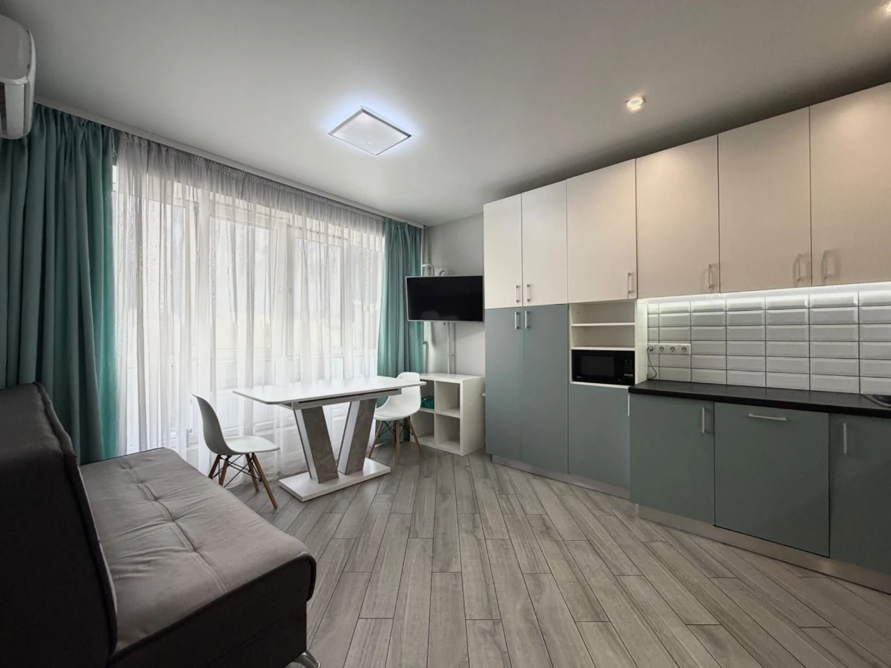 Irpin, Sale of a Euro 3-bedroom apartment in the "ESENIN" residential complex, with renovation 64 sq m