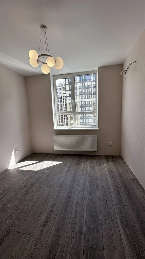 No commission! 2-bedroom apartment with renovation near Central Park