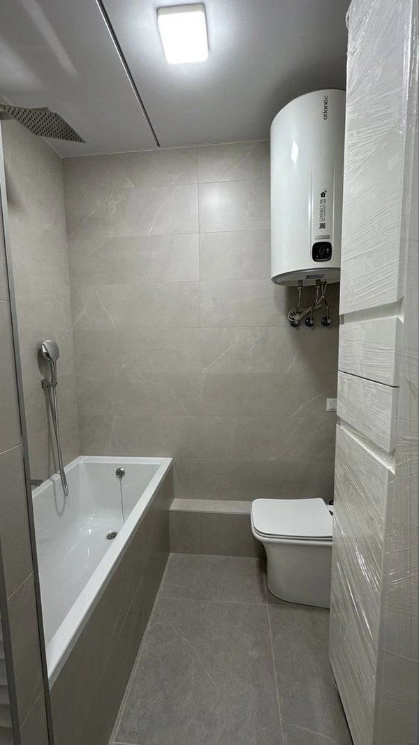 No commission! 2-bedroom apartment with renovation near Central Park