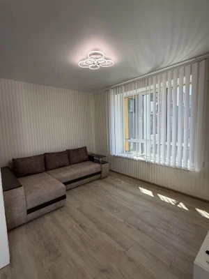No commission! Modern renovated apartment in the "Molodist" residential complex!