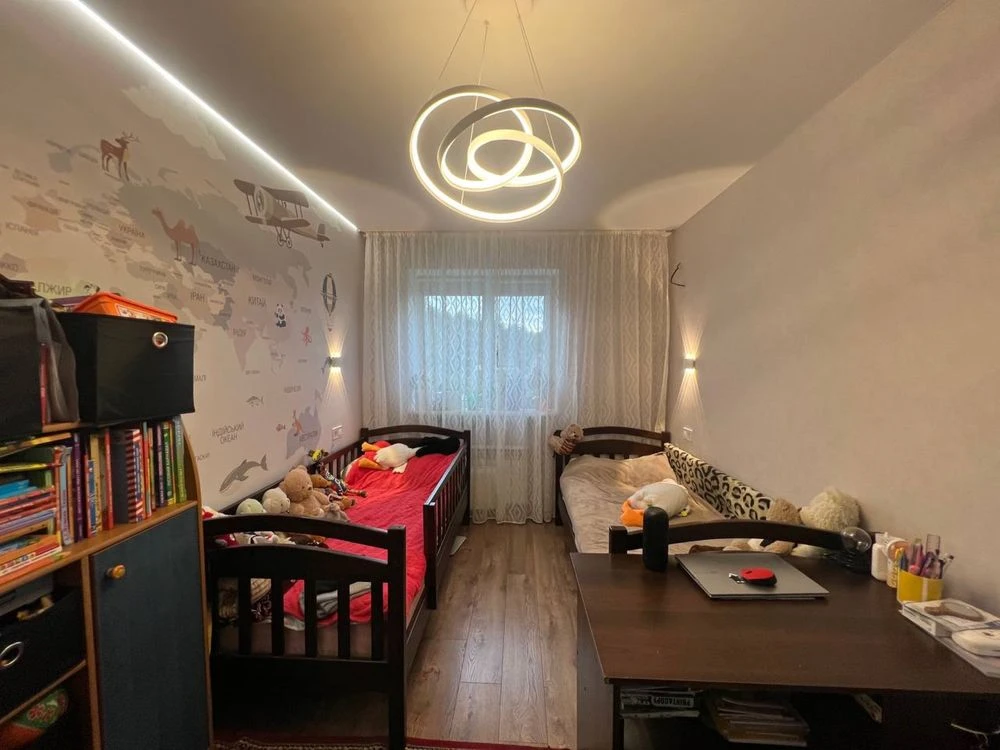 2-комнатная квартира в Ирпене, 68500 долларов, с ремонтом, парк